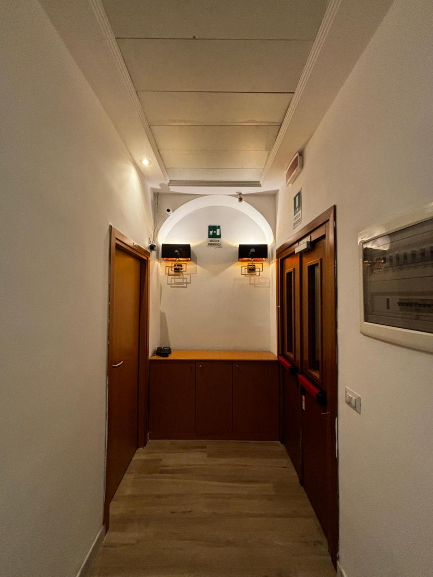 Hotel Gabriella Rome Bagian luar foto